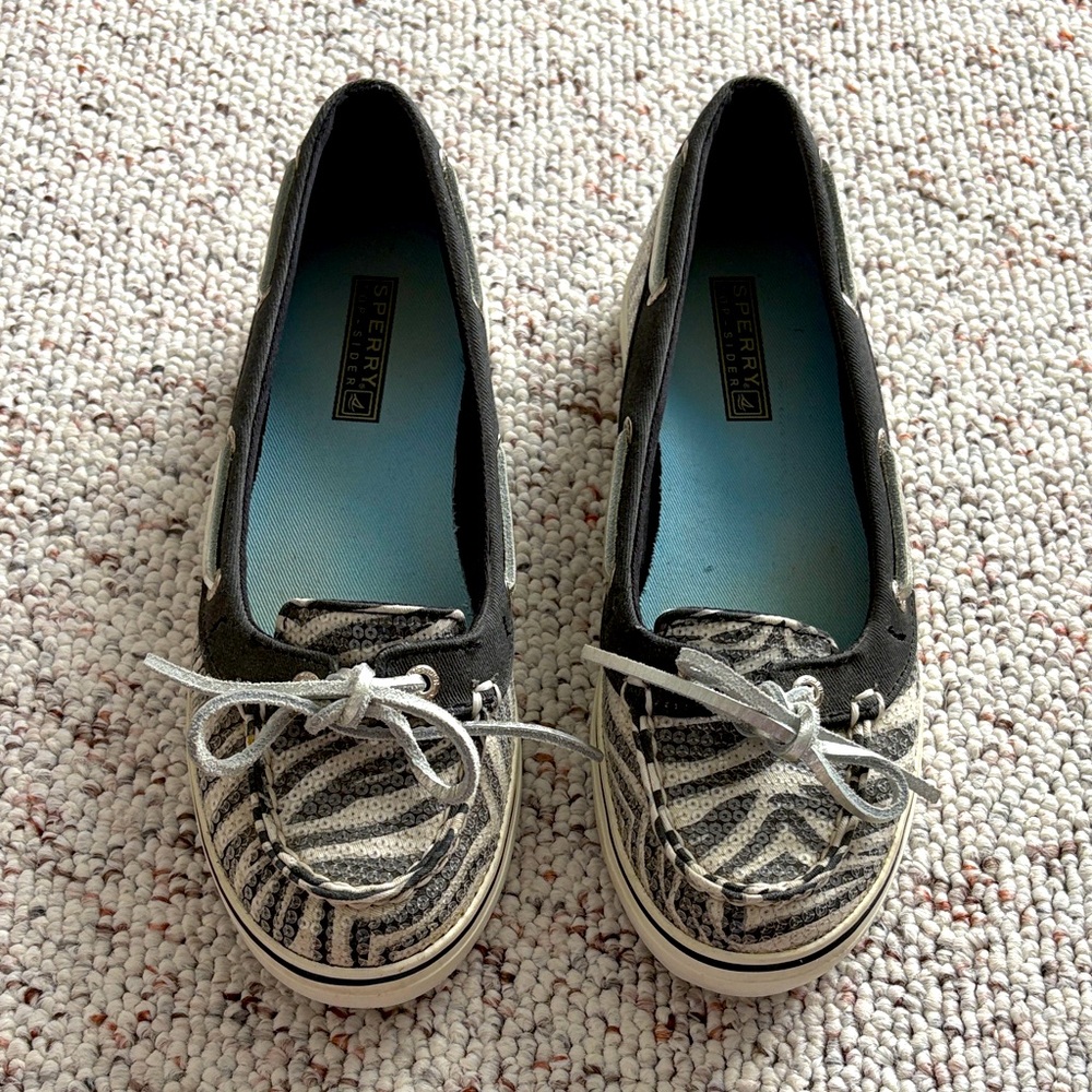 Sperry Women's Black and White Patterned Loafers